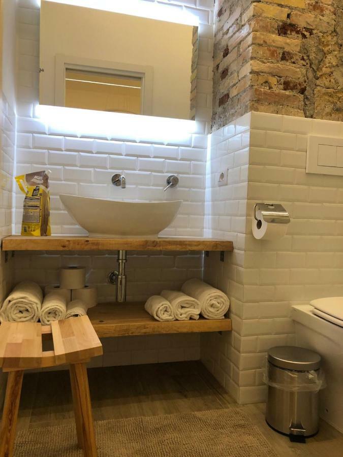 Апартаменти Vivi House Неаполь Екстер'єр фото
